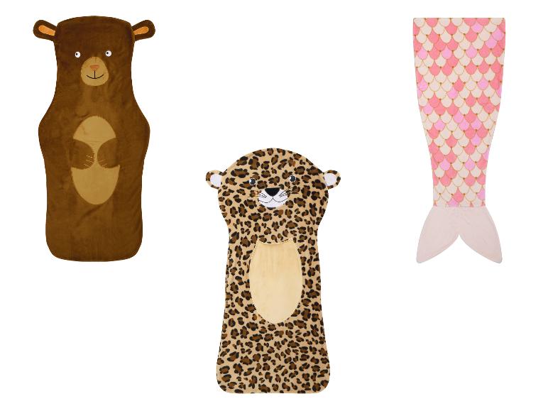Trois couvertures : un ours brun, un imprimé léopard et une sirène rose.