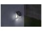 Applique solaire LIVARNO home avec détecteur de mouvement sur un mur
