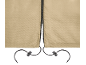 Housse de protection beige avec fermeture éclair et cordon réglable.