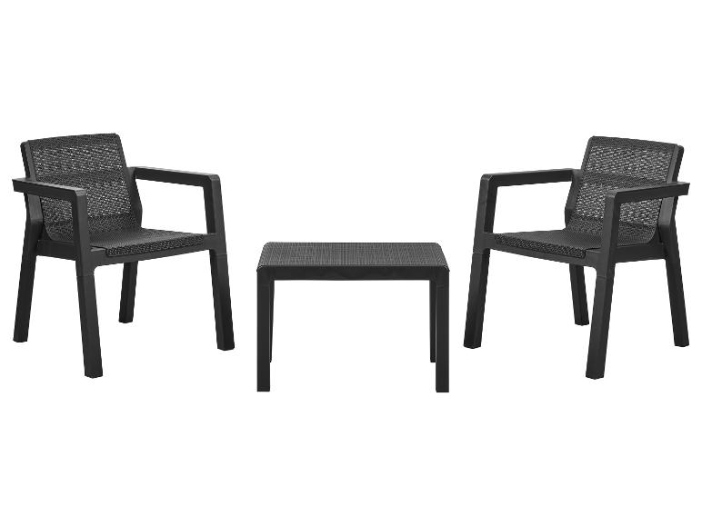 Ensemble de mobilier de jardin: deux chaises en maille noires et une table carrée