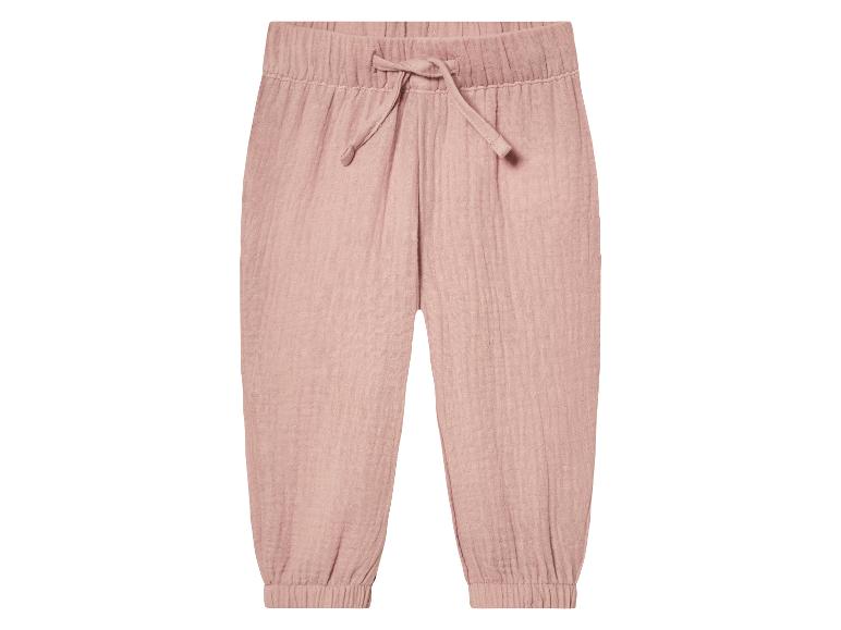 Pantalon rose bébé, style décontracté.