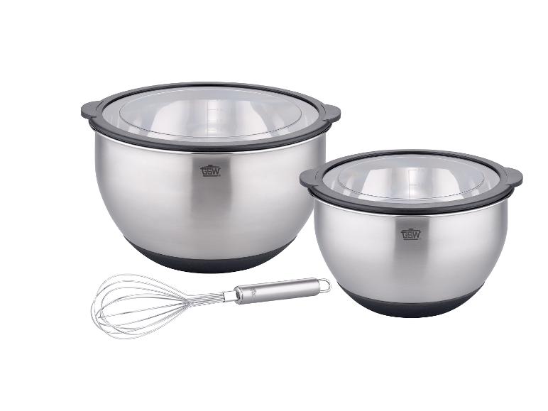 Deux bols en acier inoxydable GSW avec couvercles et un fouet.