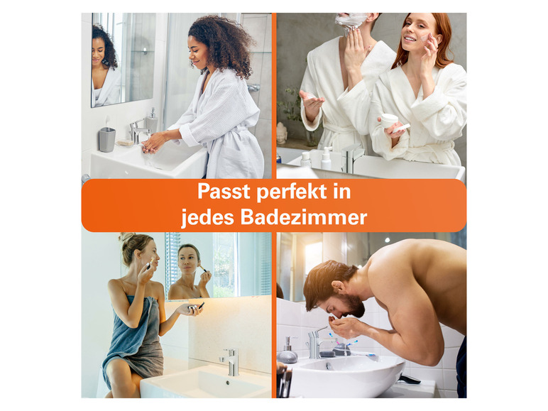 Quatre personnes en peignoirs dans différentes salles de bain, avec un accent sur les produits de salle de bain.