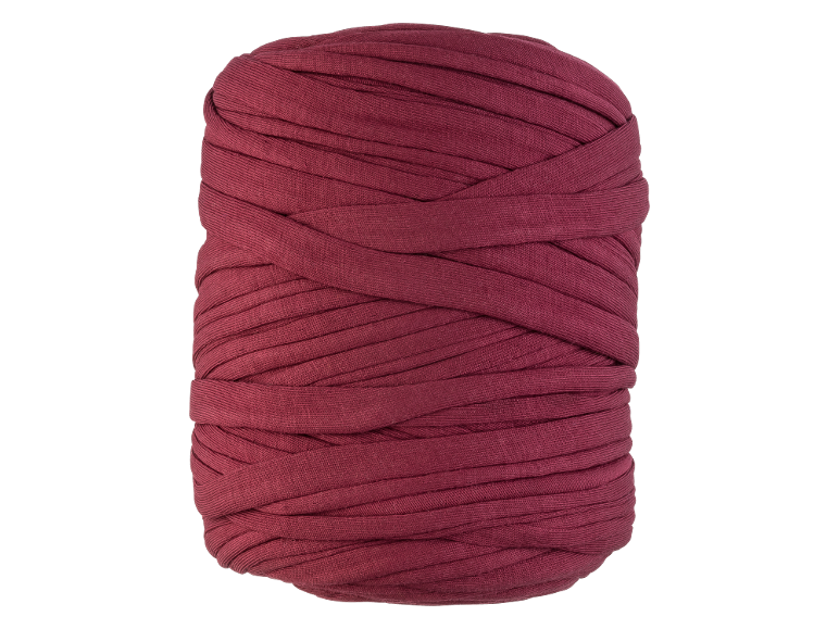 Bobine de fil de t-shirt rouge foncé
