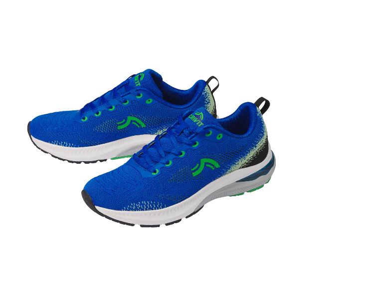 Deux paires de chaussures de sport Crivit bleues.