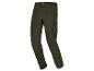 Pantalon de travail Parkside vert avec des poches.