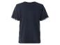 Un t-shirt bleu marine avec des détails en dentelle sur les manches.