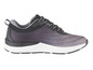 Une paire de chaussures de course grises et noires.