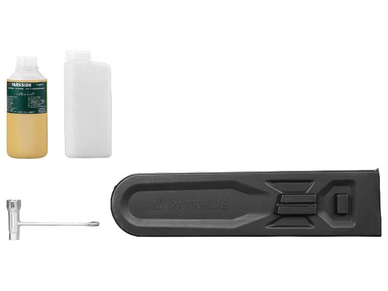 Accessoires Parkside : huile de chaîne, réservoir et clé.