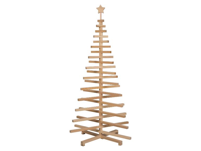Sapin de Noël en bois avec une étoile au sommet