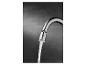 Accessoire de robinet Livarno Home avec eau courante.