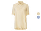 Une chemise jaune clair à manches courtes.