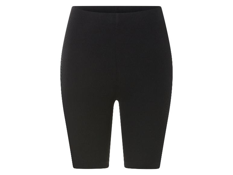 Shorts cycliste noirs côtelés.