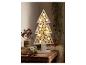Un sapin de Noël en bois avec des lumières, des objets décoratifs et des livres sur une table en bois.