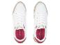 Des baskets Esmara blanches avec des accents roses.