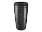 Réservoir d'eau de pluie noir, design ondulé.