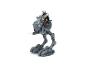 Figurine d'action avec des personnages d'une série populaire sur un véhicule à deux pattes.
