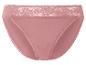 Une culotte rose avec de la dentelle