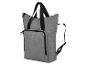 Sac à dos gris avec poignées noires et poche avant zippée.