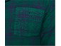 Gros plan sur la poche d'une chemise à carreaux verte pour homme