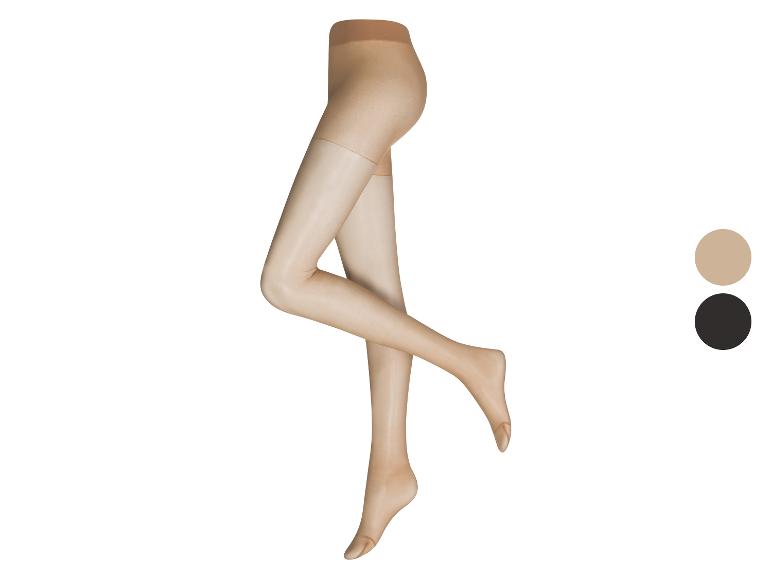 Collants beiges sur mannequin, avec échantillons de couleurs beige et noir.