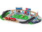 Ensemble de train jouet avec stade de football, train et figurines.