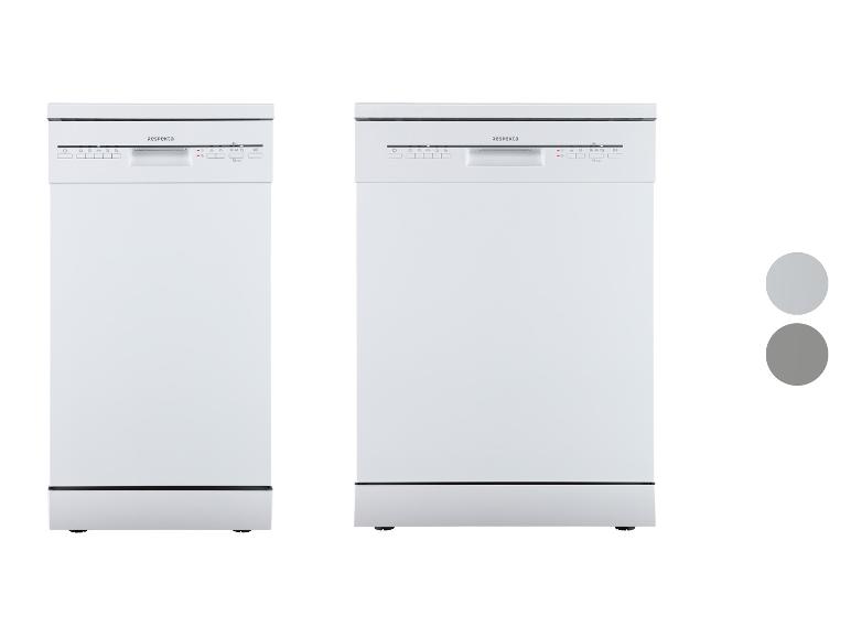 Deux lave-vaisselle blancs avec panneaux de commande, l'un légèrement plus grand.