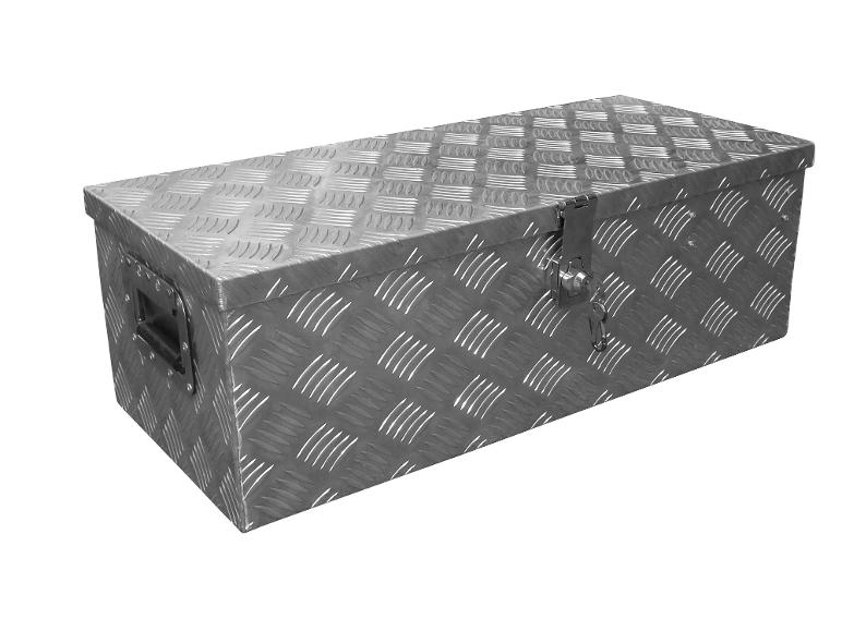 Coffret métallique avec motif gaufré.