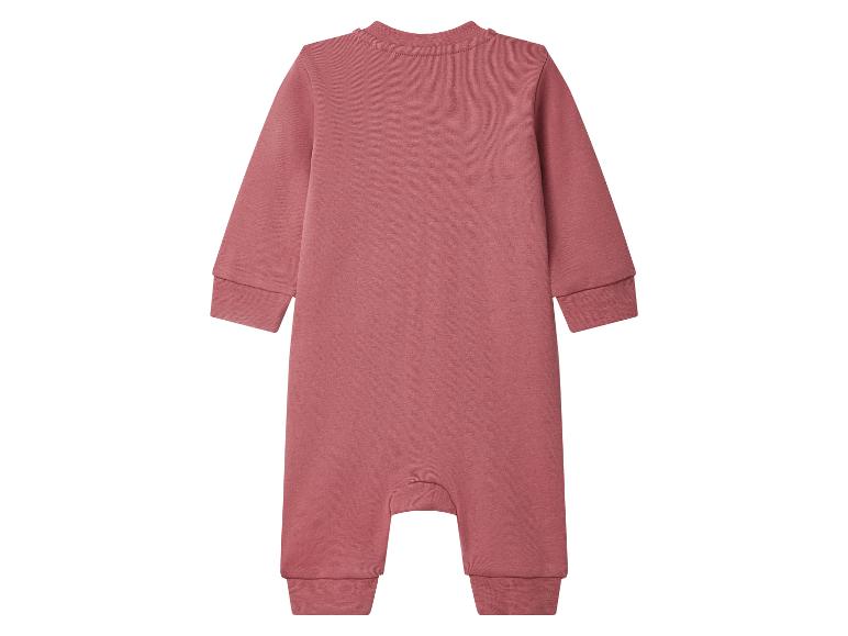 Grenouillère bébé unie rose foncé à manches longues avec bords-côtes.