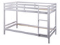 Un lit superposé en bois blanc avec une échelle.