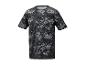 Un t-shirt noir à imprimé camouflage.