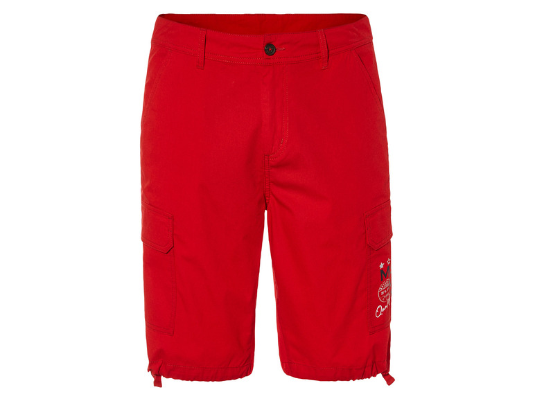 Shorts cargo rouges avec logo 'Quality'.