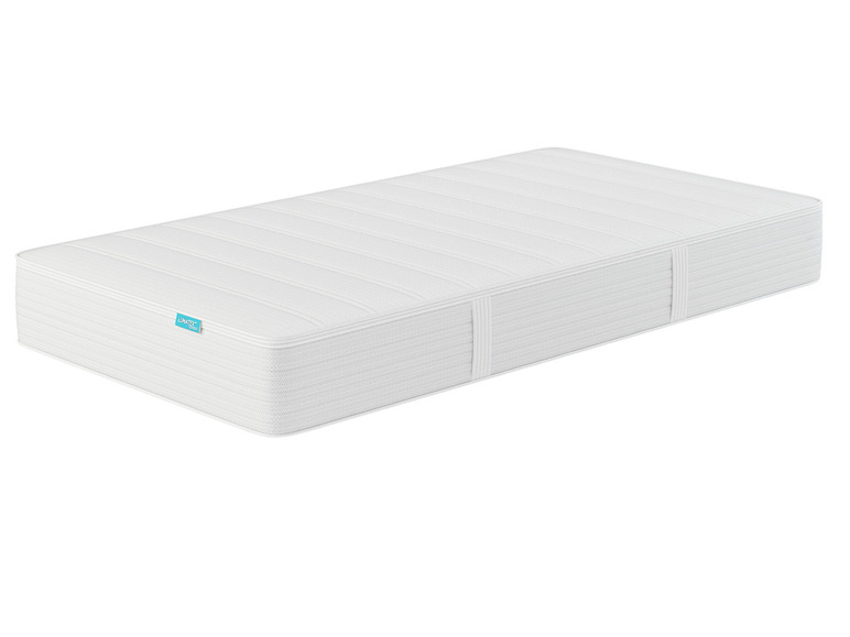 Un matelas blanc de la marque 