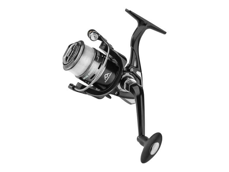 Un moulinet de pêche noir de la marque Balanced Rotor.