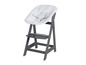 Une chaise haute en bois gris avec un siège rembourré blanc.