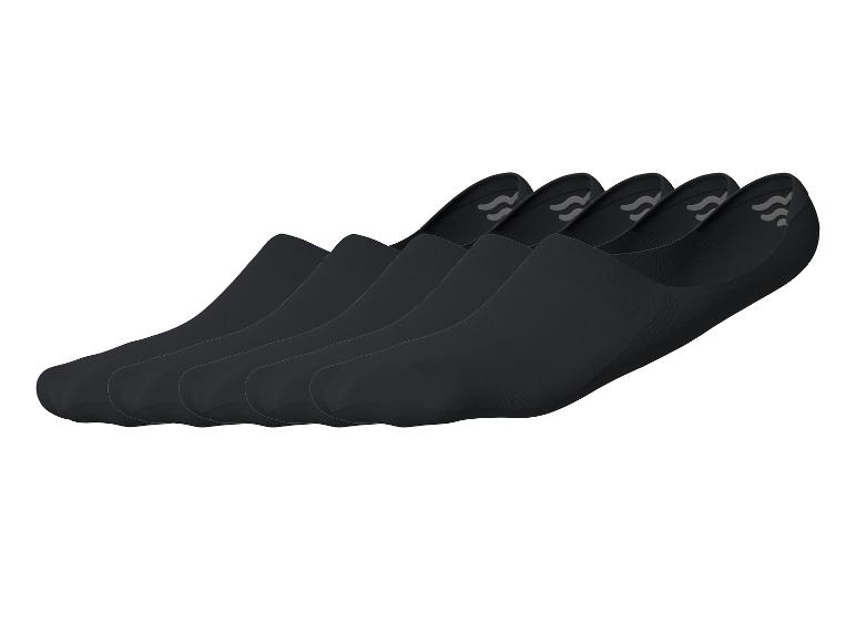 Cinq paires de socquettes noires avec un motif ondulé gris à l'intérieur.