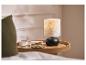 Petite lampe de table en céramique LIVARNO home sur une table de chevet.