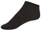 Chaussettes noires courtes.