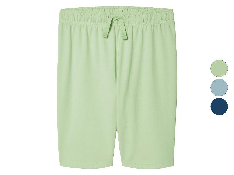 Shorts de sport en coton vert pâle, disponibles en plusieurs couleurs.