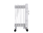 Radiateur à bain d'huile blanc avec roulettes, vue de profil sur fond noir.