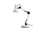 Une lampe de bureau blanche avec un bras flexible.