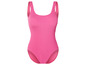 Un maillot de bain rose avec des bretelles fines.