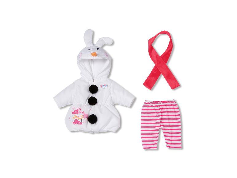 Ensemble de vêtements pour poupée BABY born avec veste lapin-bonhomme de neige, pantalon rayé rose et écharpe rouge.