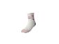 Chaussette blanche avec des rayures roses et un motif de cœur.