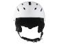 Un casque de ski blanc avec une sangle de menton noire.