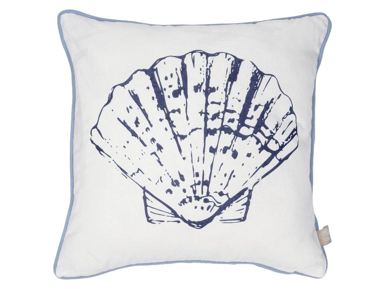 Coussin décoratif blanc avec passepoil bleu et imprimé coquillage
