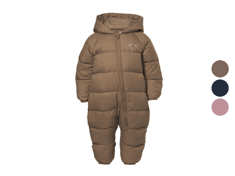 Combinaison de neige rembourrée marron pour enfant avec capuche et fermeture éclair, avec un ours brodé.