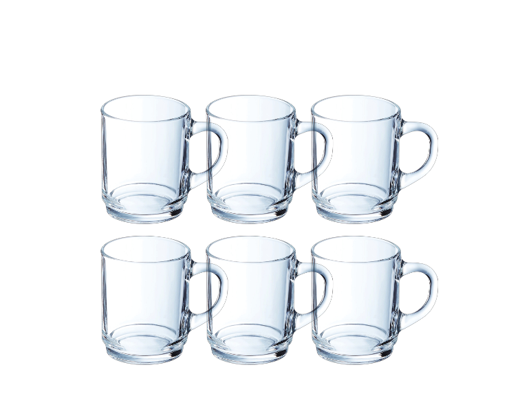 Six tasses en verre transparent avec anses, disposées en deux rangées de trois sur fond blanc.