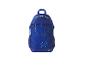 Un sac à dos bleu avec un imprimé de football et le logo de l'UEFA Champions League.
