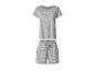 Pyjama gris pour femme à manches courtes et short rayé, avec l'inscription 'LAZY DAY' en forme de cœur.